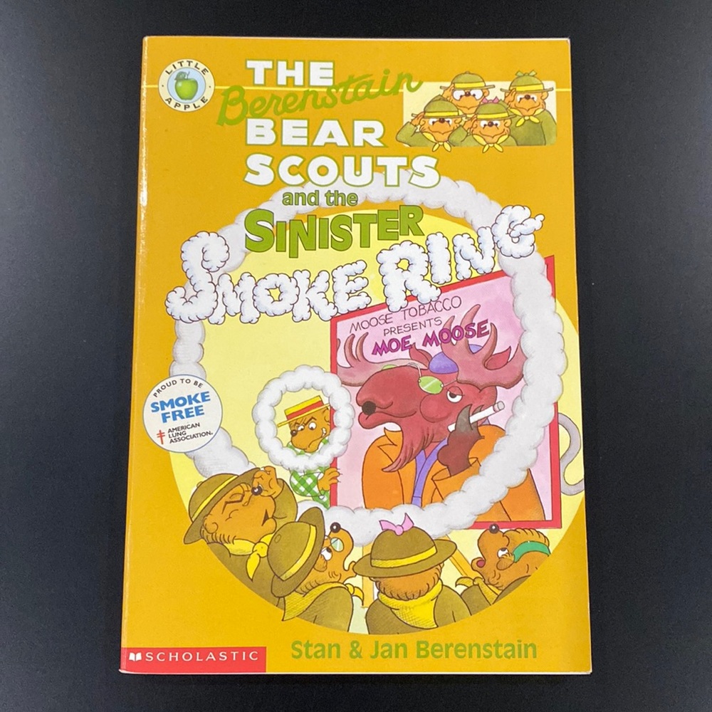 The Berenstain Bear Scouts and the Sinister Smoke Ring - Vintage Paperback Novel